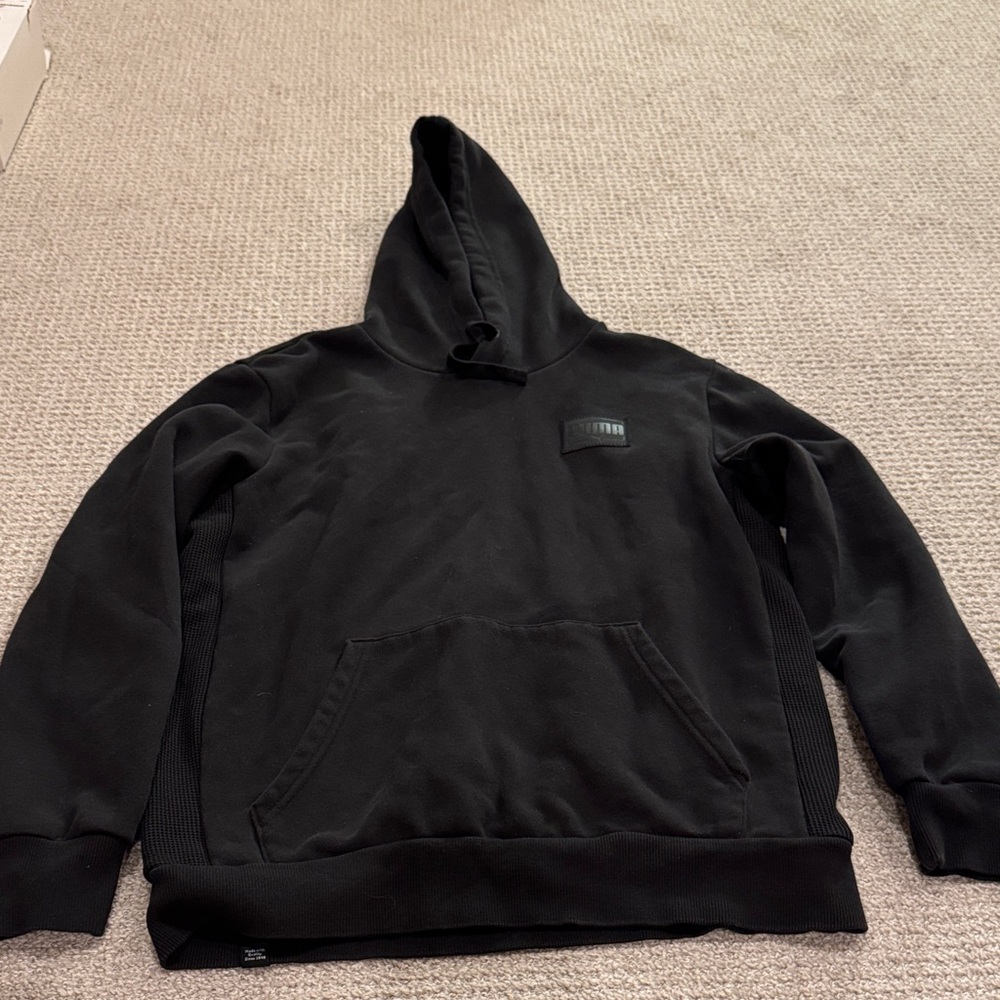 Pair of Puma Black Hoodie & Grey Nike hoodie